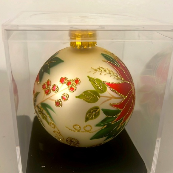 Vintage Large Poinsettia Christmas Ornament, Hand Blown & Hand Painted, NEW - Picture 2 of 7